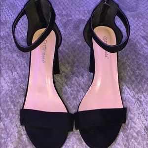 Top Moda High Heeled Shoes.